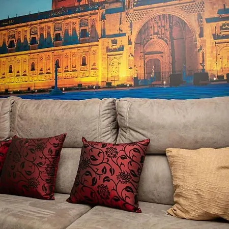 Holiday home Miraleon: Casa Privada Recien Reformada *