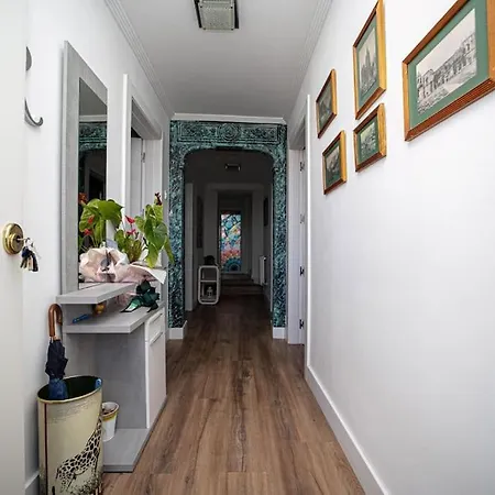Miraleon: Casa Privada Recien Reformada